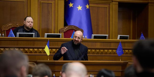 AB Konseyi Başkanı Ukrayna Parlamentosu'nda konuştu