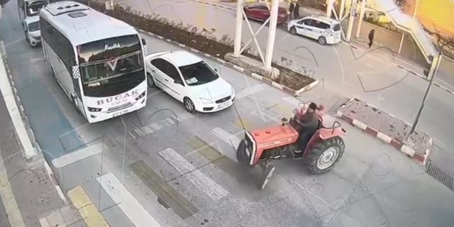 Bu da traktörlü drift!
