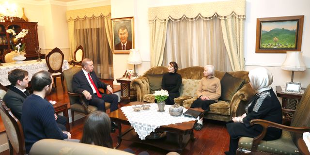 Cumhurbaşkanı Erdoğan'dan Baykal'ın ailesine taziye ziyareti