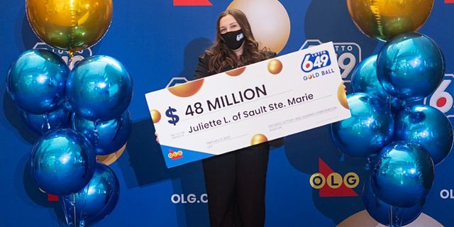 48 milyon dolarlık ikramiye kazandı