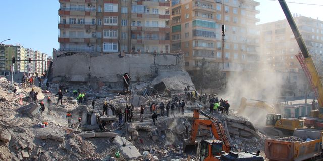 Diyarbakır'da kolonları kesen 29 kişi hakkında gözaltı kararı