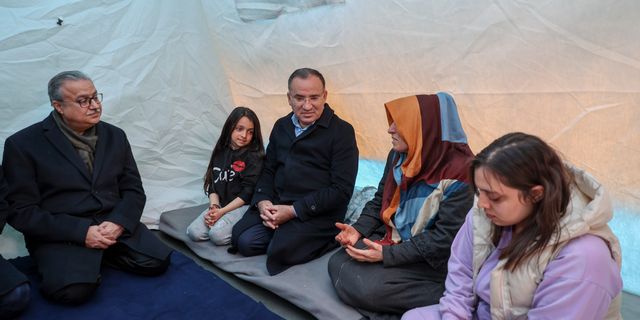 ''Kızılay nerede, ne yapıyor?'' diyenler Diyarbakır'a gelsin, Kızılay'ı görecekler