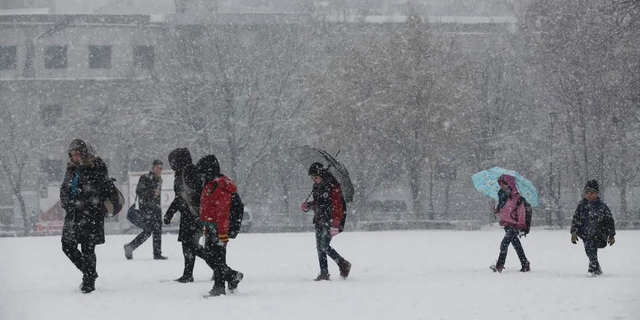 Tarih belli oldu! Kar Türkiye'yi vuracak: Sıcaklık 20 derece birden düşüyor