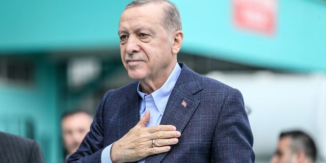 İlk iftarı depremzedelerle yapacak