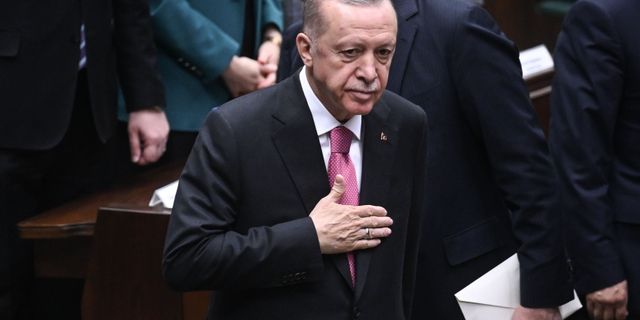 Cumhurbaşkanı Erdoğan için yarın imza toplanacak