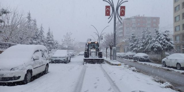 Diyarbakır, Şırnak ve Siirt kar altında!