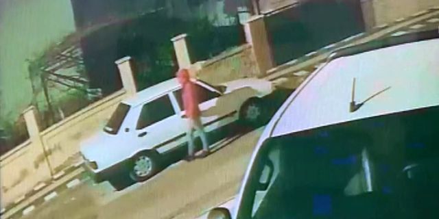 Oto fareleri 96 saatlik kamera görüntüsünden yakalandı