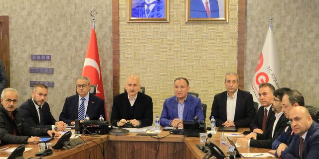 İki bakan Diyarbakır'da açıklamalarda bulundu