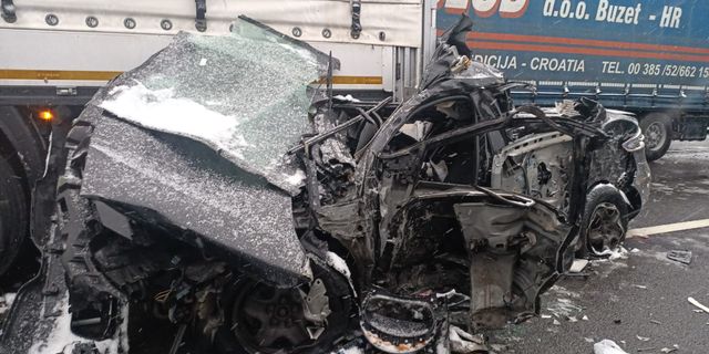 TEM'de feci kaza: 58 araç karıştı!