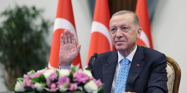 Erdoğan: Yılda 35 milyar kilovatsaat elektrik üretilecek