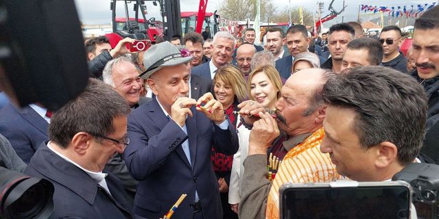 Bakan Kirişci'den 'sipsi' şov!