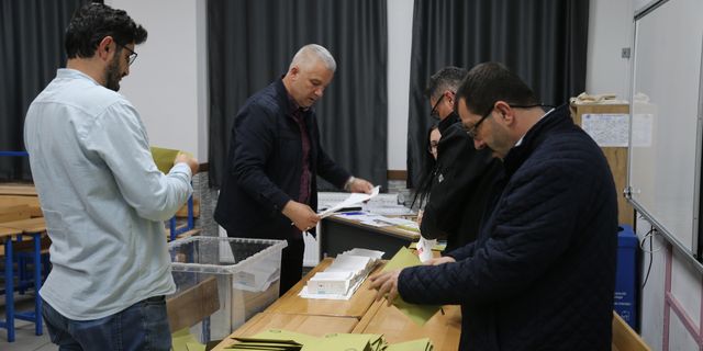 Oy verme işlemi tamamlandı: YSK'dan ilk açıklama