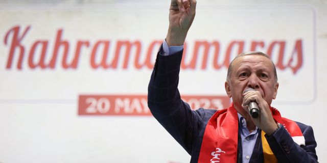 Erdoğan: Paradan altı sıfırı sen attın
