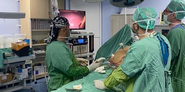 Safra kesesinden bakın kaç taş çıktı!