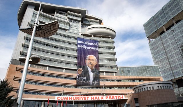 CHP bir gecede 3 toplantı erteledi