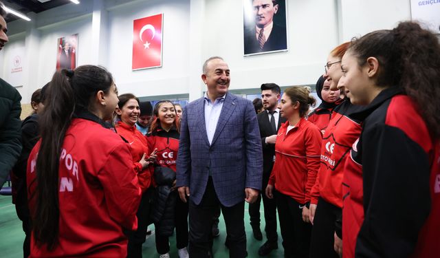 Bakan Çavuşoğlu: Hem sahada güçlüyüz hem masada
