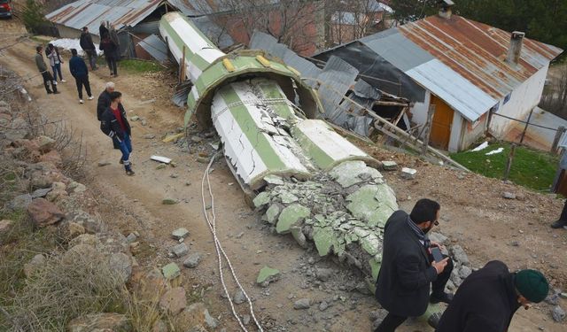 Kahramanmaraş depreminde Giresun'daki minare hasar gördü