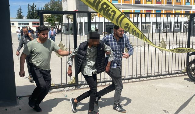 Öğrenci silahla okulu bastı: Çok sayıda yaralı var