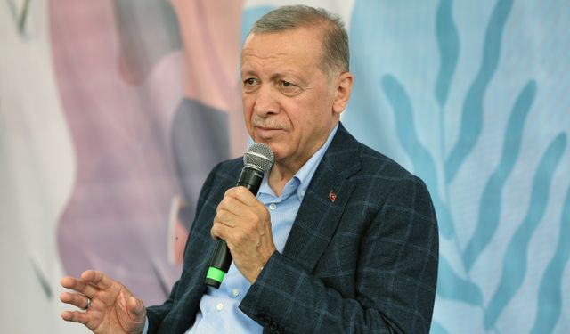 Erdoğan: Gençliğine güvenmeyenden hiçbir şey olmaz