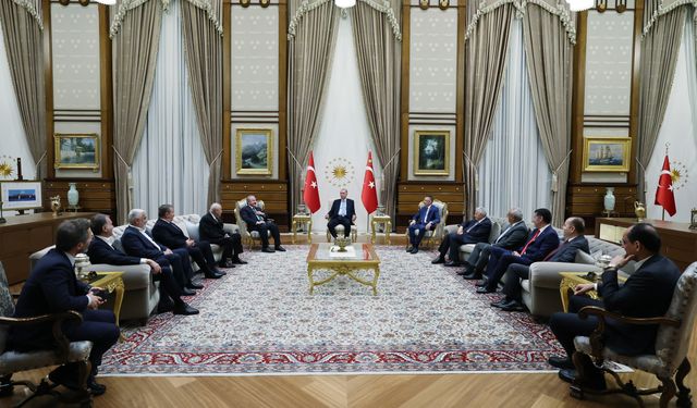 Cumhurbaşkanı Erdoğan, Cumhur İttifakı liderlerini Külliye'de kabul etti