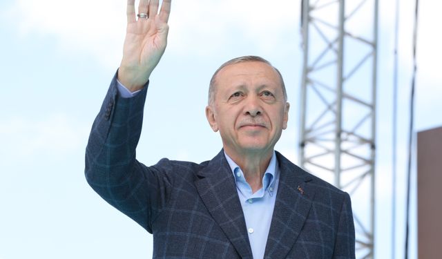Erdoğan: 14 Mayıs'ı demokrasi şöleni olarak görüyoruz!