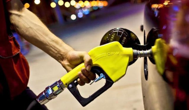 Petrol fiyatları düştü, motorine indirim geldi!