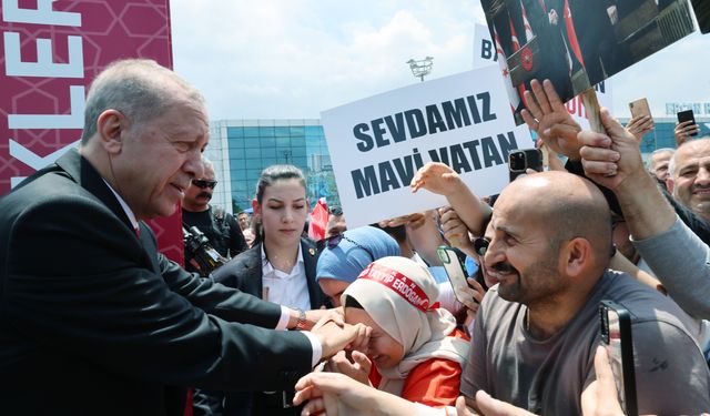 Erdoğan'a KKTC'de sevgi seli!