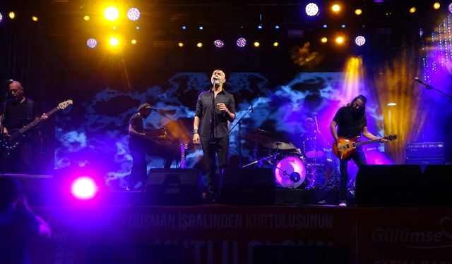 102'nci yılında İzmit, Yüksek Sadakat ile coştu