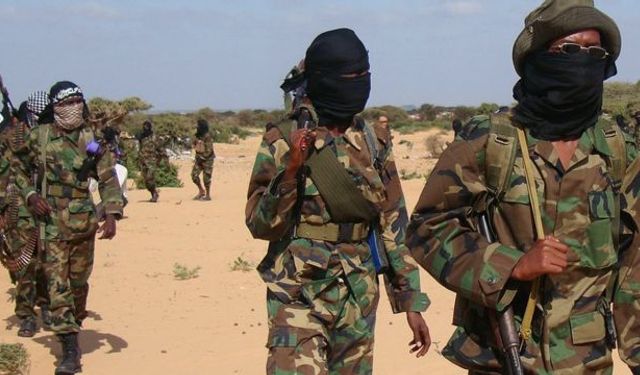 Hava saldırısında 3 Eş-Şebab üyesi öldürüldü