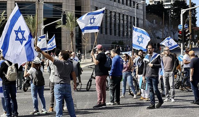 İsrail'de halk ayaklandı!