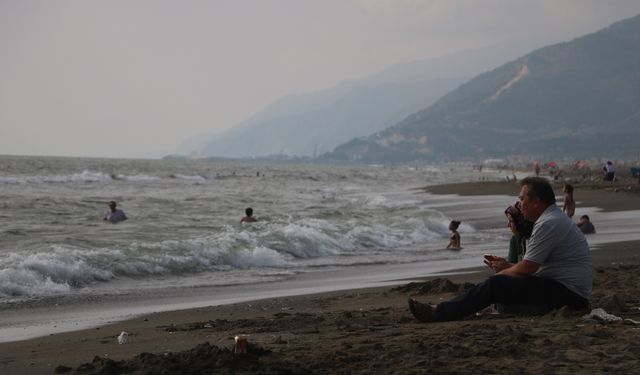 Hatay'ın 14 kilometrelik plajı bu bayram boş kaldı