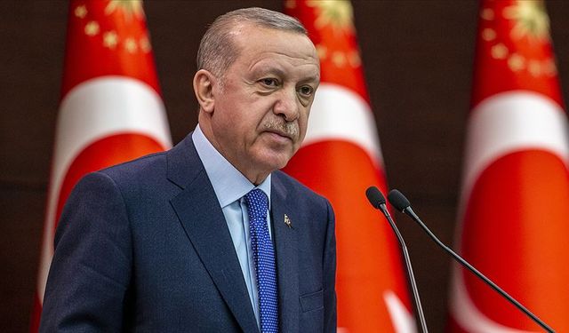 Erdoğan: Savunma sanayine mühür vuracak projeleri hayata geçiriyoruz