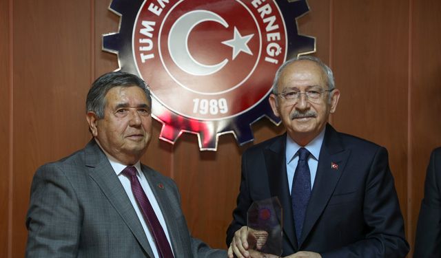 Kılıçdaroğlu, emeklilerle bir araya geldi!