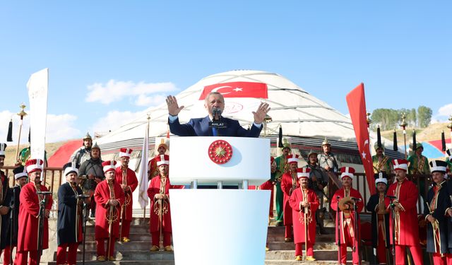 Erdoğan: Bizi anlamak, bizi tanımak isteyenler buraya gelsin!