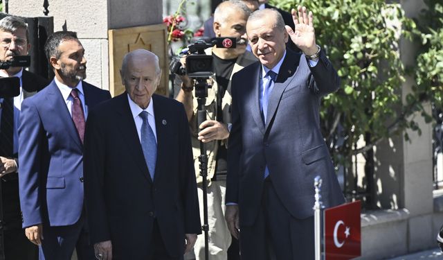 Cumhurbaşkanı Erdoğan, MHP lideri Bahçeli ile görüştü!