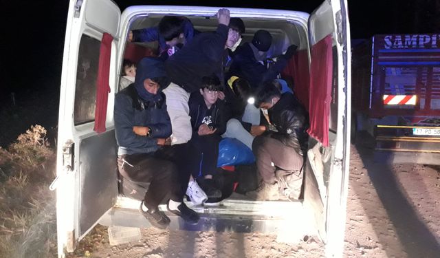 Çanakkale'de 18 Afgan yakalandı