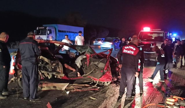 Zincirleme kazada can pazarı: 1 ölü, 4 yaralı