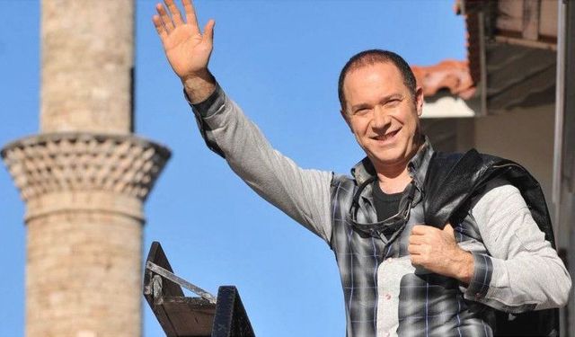 Sümer Ezgü ve ailesi kaza yaptı!