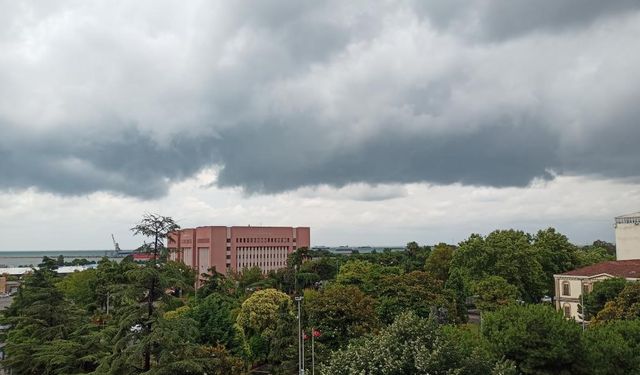 Samsun’da yağış nedeniyle eğitime bir gün ara verildi