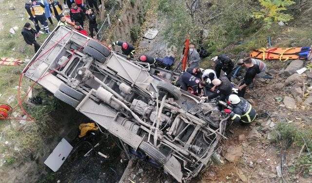 5 kişiyi ölüme götüren aracın emniyet kemeri yokmuş!