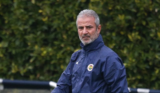 İsmail Kartal'ın Fenerbahçe'si 4 kupaya da talip