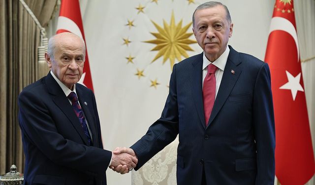 Erdoğan, Bahçeli'yi kabul etti