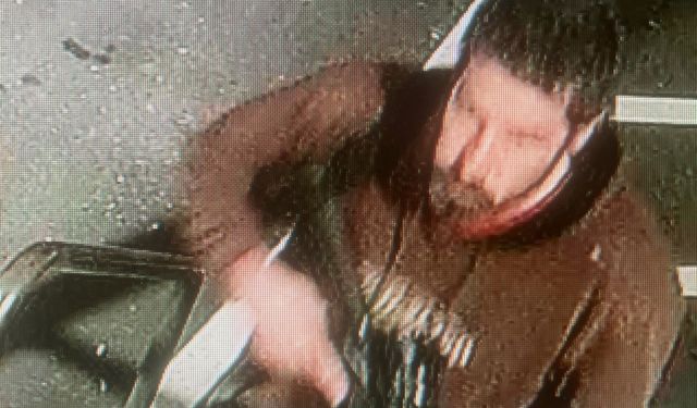 18 kişiyi öldüren saldırgan ölü bulundu!