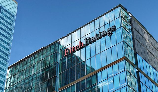 Fitch, İsrail’in kredi notunu negatife aldı