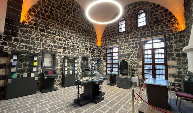 Diyarbakır'da Karakoç'a saygı evi