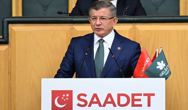 Davutoğlu: Bugünkü iktidar Türkiye'de her şeyi yıktı!