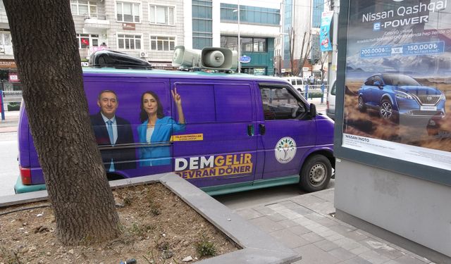 Kayseri’de DEM Parti’nin seçim aracı kurşunlandı