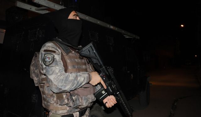 ''Bozdoğan'' operasyonlarında 23 DEAŞ şüphelisi yakalandı