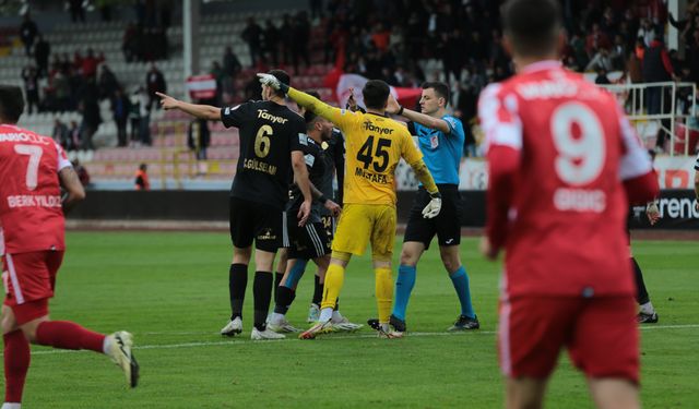 Boluspor sahasında Altay’ı 3-1  mağlup etti.