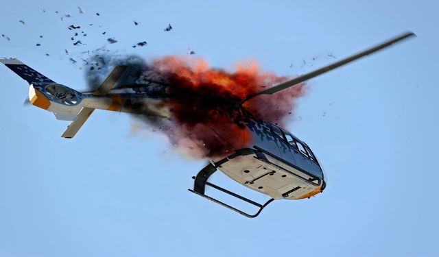 Askeri helikopter düştü: 8 kişi öldü!